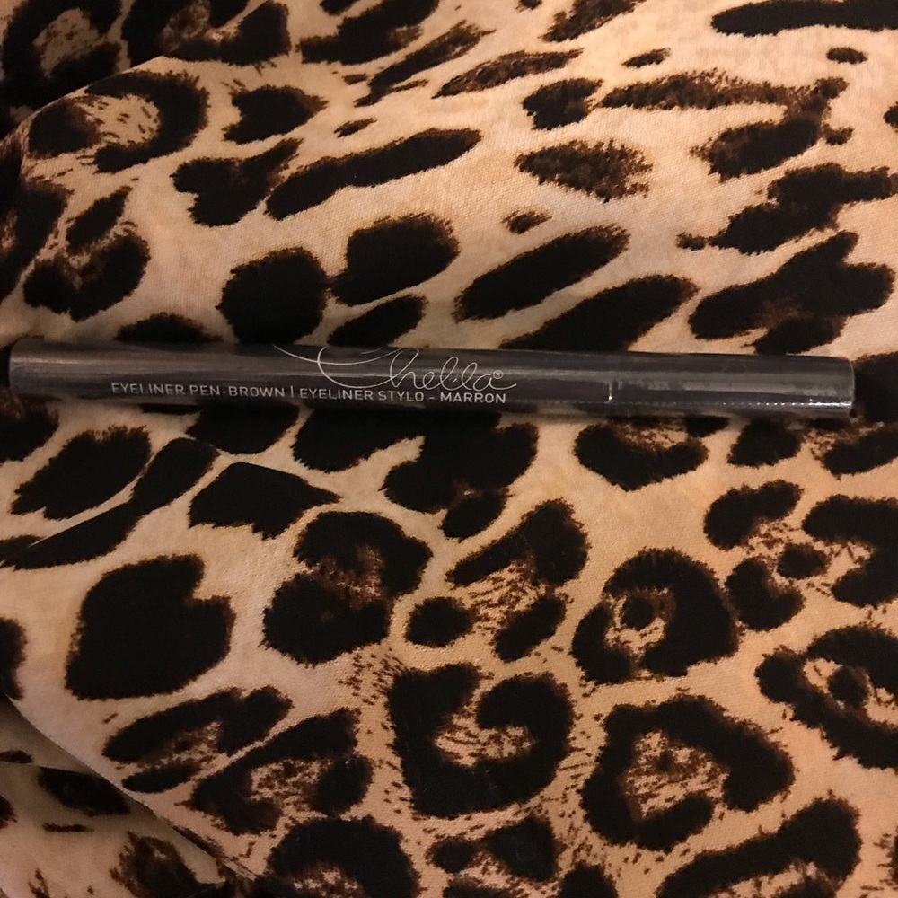 Chella Eyeliner Pen